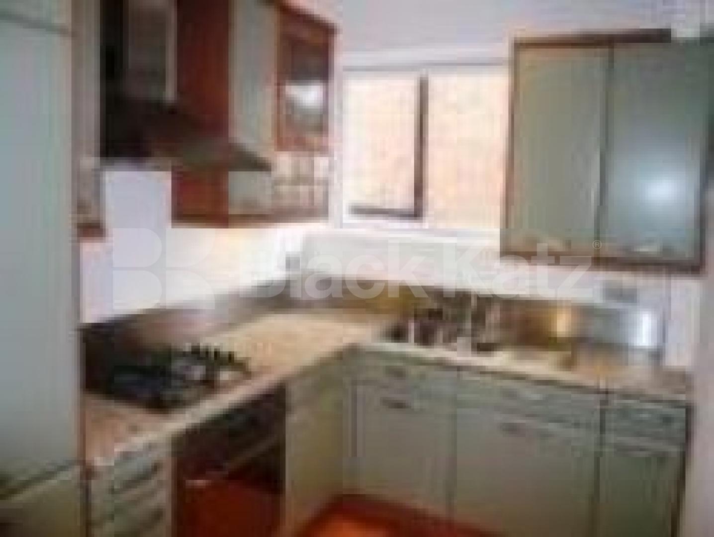 			2 Bedroom, 1 bath, 1 reception Flat			 Hollycroft Avenue, Hampstead